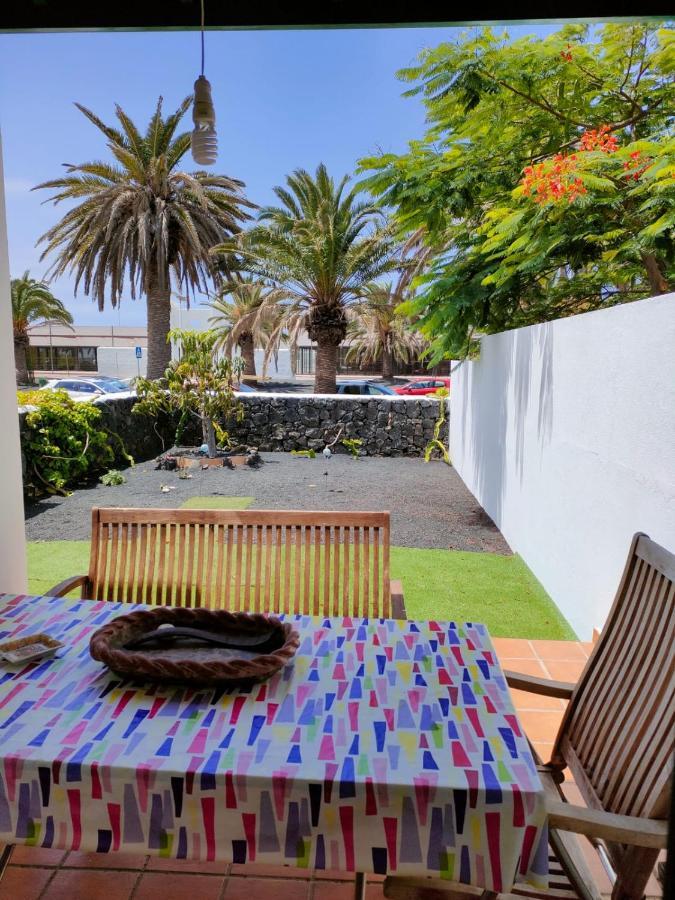 Casa Palmeras Costa Βίλα Costa Teguise Εξωτερικό φωτογραφία
